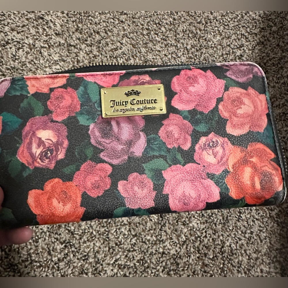 Juicy contour floral wallet